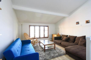 Nice and Bright equiped Triplex with WIFI